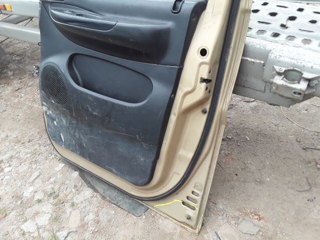 bontott HYUNDAI H-1 Jobb első Ablak