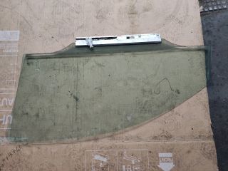 bontott HYUNDAI H-1 Jobb első Ablak