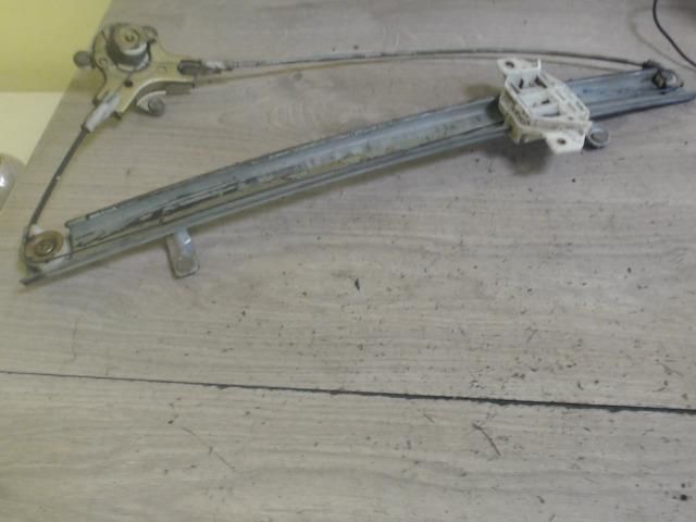 bontott HYUNDAI H-1 Jobb első Ablakemelő Szerkezet (Mechanikus)