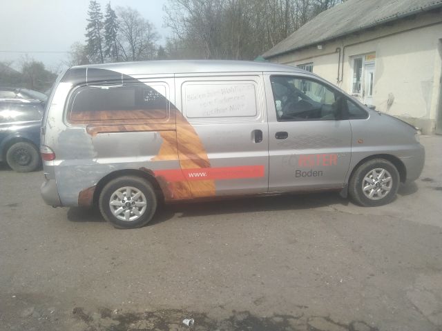 bontott HYUNDAI H-1 Jobb első Ajtó Kárpit