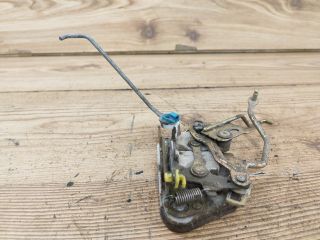 bontott HYUNDAI H-1 Jobb első Ajtózár