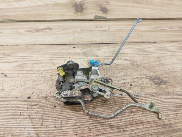 bontott HYUNDAI H-1 Jobb első Ajtózár