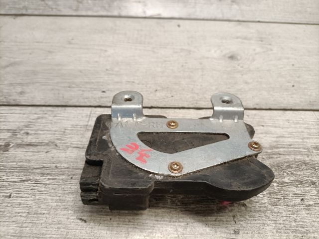 bontott HYUNDAI H-1 Jobb első Központizár Motor