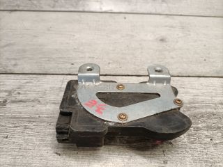 bontott HYUNDAI H-1 Jobb első Központizár Motor