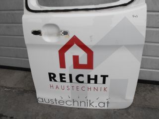 bontott HYUNDAI H-1 Jobb hátsó Ajtó (Üres lemez)