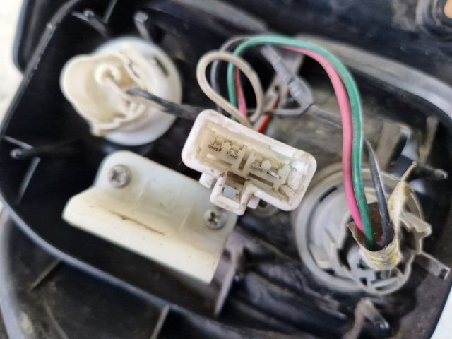 bontott HYUNDAI H-1 Jobb Hátsó Lámpa