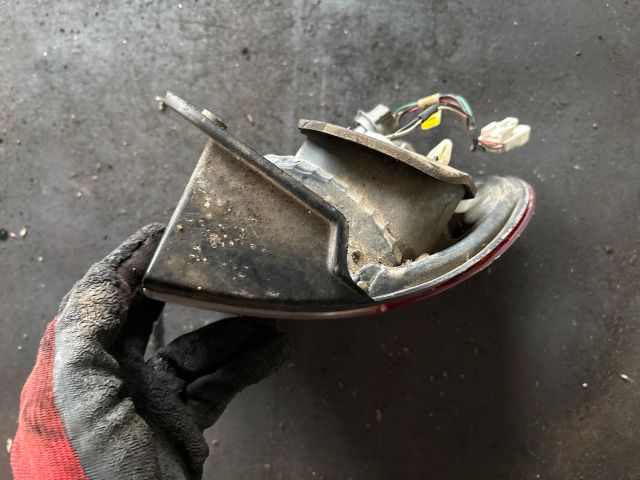 bontott HYUNDAI H-1 Jobb Hátsó Lámpa