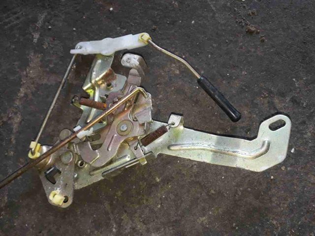 bontott HYUNDAI H-1 Jobb Tolóajtó Zárszerkezet