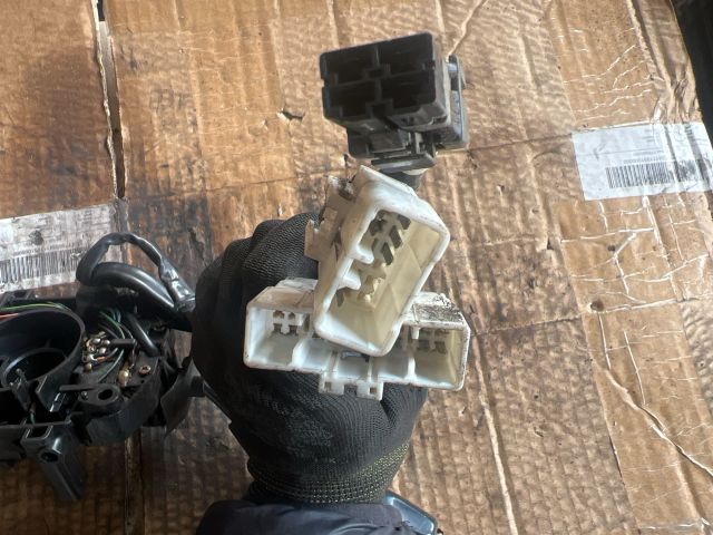 bontott HYUNDAI H-1 Komplett Kormánykapcsoló (Bajuszkapcsoló)