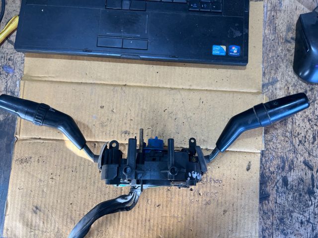 bontott HYUNDAI H-1 Komplett Kormánykapcsoló (Bajuszkapcsoló)