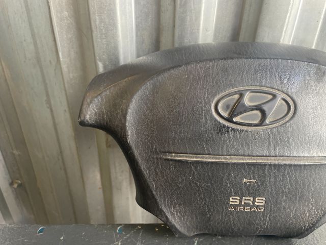 bontott HYUNDAI H-1 Kormánylégzsák