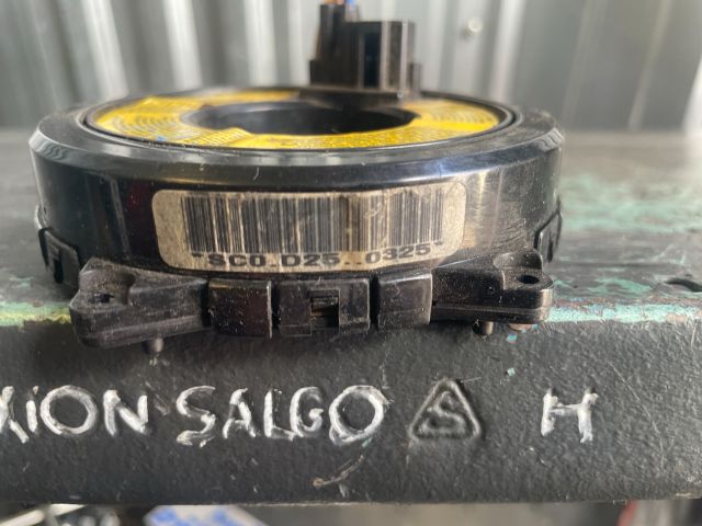 bontott HYUNDAI H-1 Légzsák Átvezető Szalagkábel