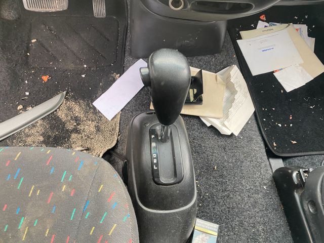 bontott HYUNDAI H-1 Motorháztető Zsanér Pár