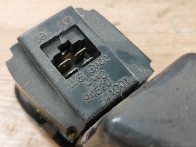 bontott HYUNDAI H-1 Óra (Időmérő)