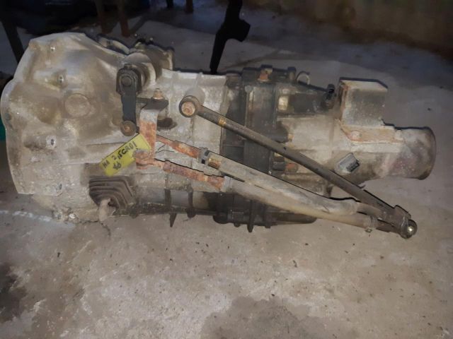 bontott HYUNDAI H-1 Váltó (Mechanikus)