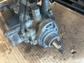 bontott HYUNDAI H100 Adagoló