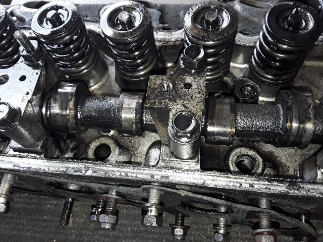 bontott HYUNDAI H200 Hengerfej