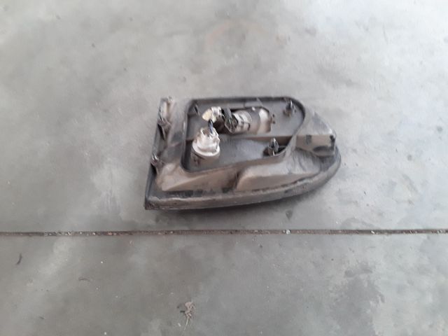 bontott HYUNDAI H200 Bal Belső Hátsó Lámpa