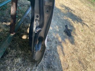 bontott HYUNDAI H200 Bal első Ajtó (Részeivel)