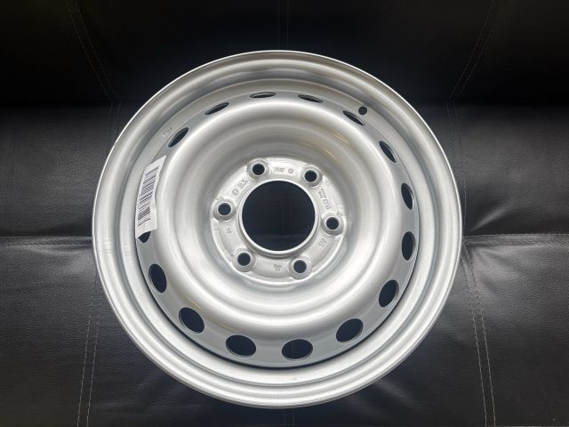 bontott HYUNDAI H350 Acélfelni (1 db)