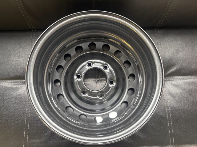 bontott HYUNDAI H350 Acélfelni (1 db)