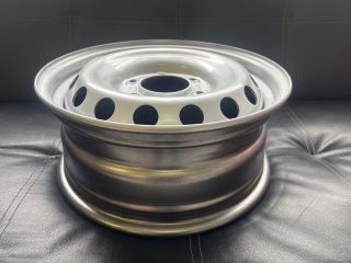 bontott HYUNDAI H350 Acélfelni (1 db)