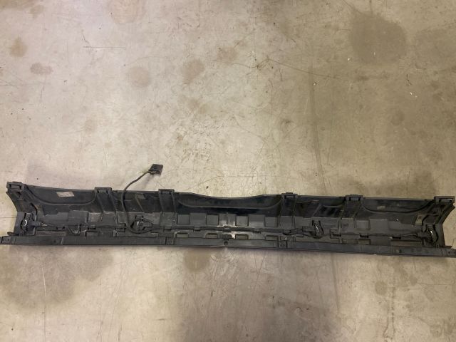 bontott HYUNDAI H350 Hátsó Lökhárító Alsó (Műanyag)