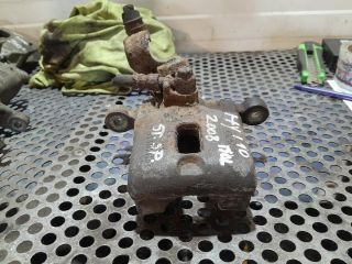 bontott HYUNDAI i10 Bal hátsó Féknyereg Munkahengerrel