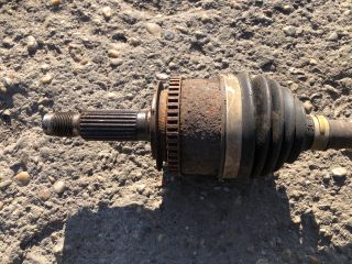 bontott HYUNDAI i10 Bal Féltengely