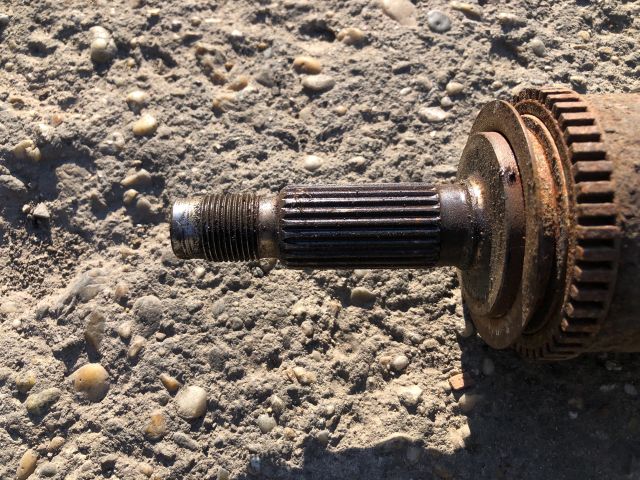 bontott HYUNDAI i10 Bal Féltengely