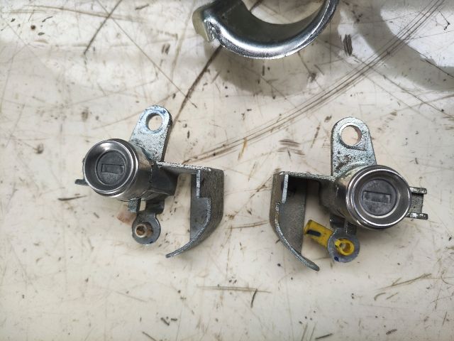 bontott HYUNDAI i10 Gyújtáskapcsoló Házzal