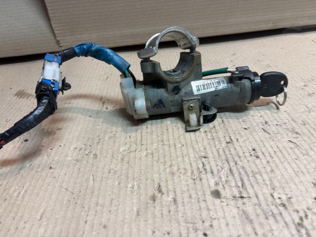 bontott HYUNDAI i10 Gyújtáskapcsoló