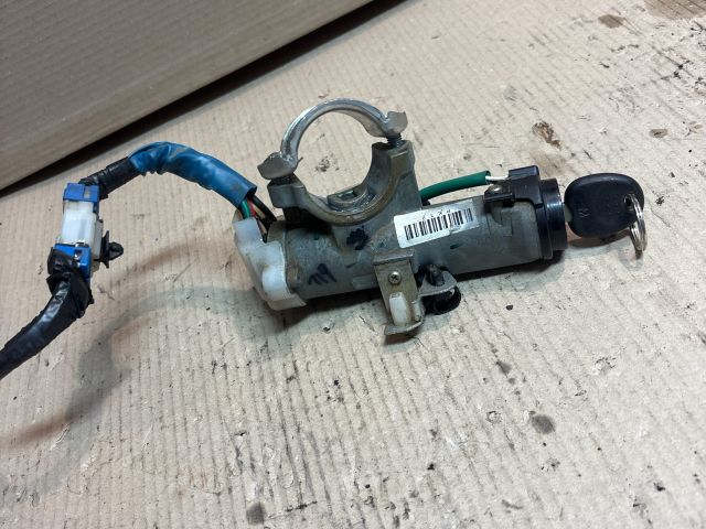 bontott HYUNDAI i10 Gyújtáskapcsoló