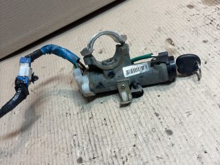 bontott HYUNDAI i10 Gyújtáskapcsoló