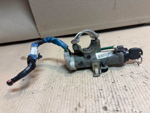 bontott HYUNDAI i10 Gyújtáskapcsoló