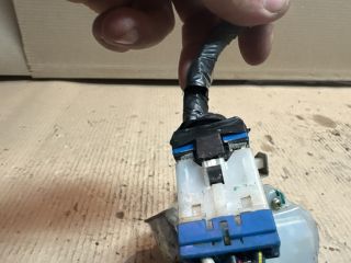 bontott HYUNDAI i10 Gyújtáskapcsoló