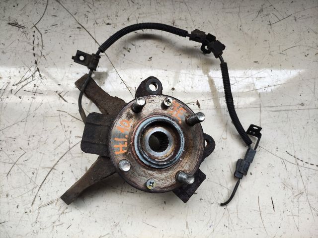 bontott HYUNDAI i10 Jobb első Csonkállvány Kerékaggyal