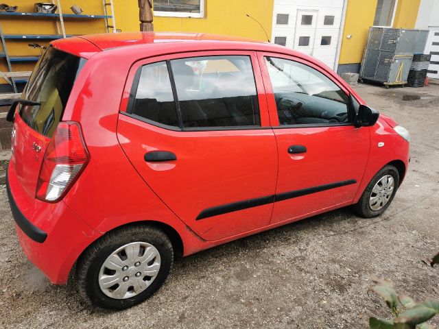 bontott HYUNDAI i10 Motor (Fűzött blokk hengerfejjel)