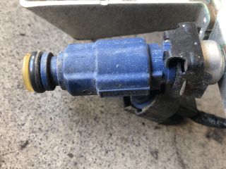 bontott HYUNDAI i10 Porlasztó Sor / Híd