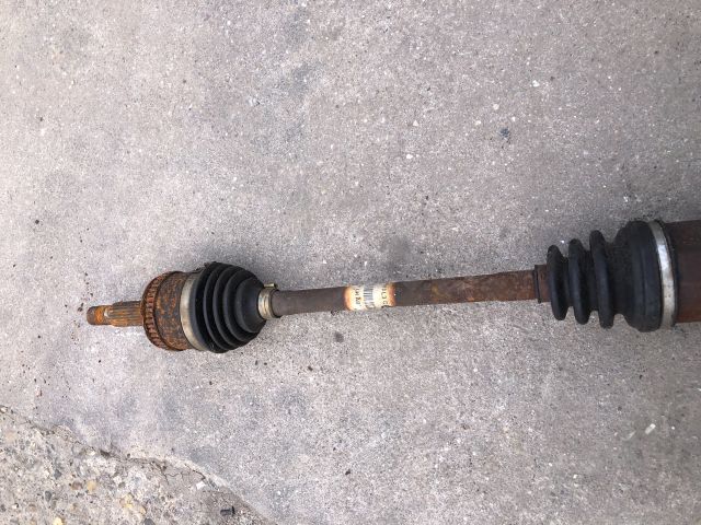 bontott HYUNDAI i10 Bal Féltengely