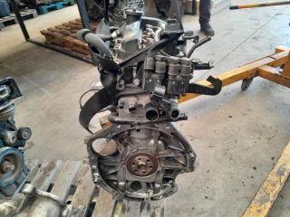 bontott HYUNDAI i10 Motor (Fűzött blokk hengerfejjel)