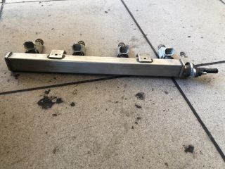 bontott HYUNDAI i10 Porlasztó Sor / Híd