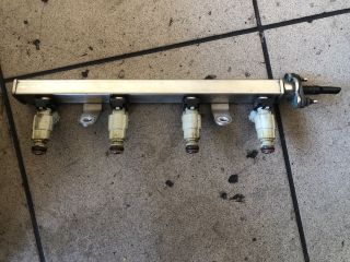 bontott HYUNDAI i10 Porlasztó Sor / Híd