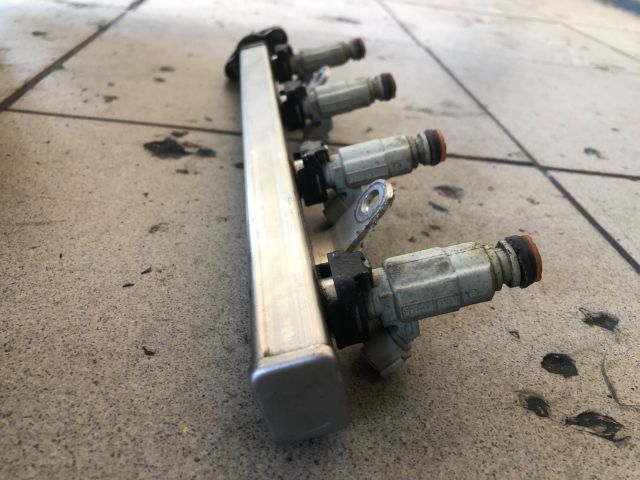 bontott HYUNDAI i10 Porlasztó Sor / Híd