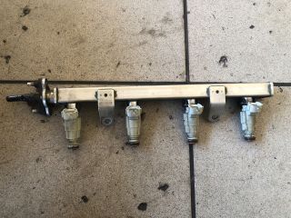 bontott HYUNDAI i10 Porlasztó Sor / Híd