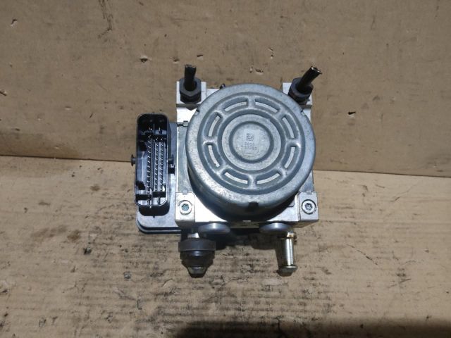 bontott HYUNDAI i10 ABS Kocka