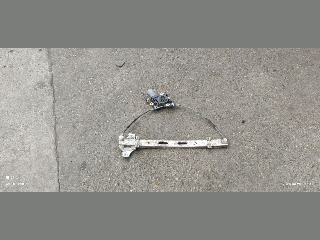 bontott HYUNDAI i10 Bal első Ablakemelő Szerkezet (Elektromos)