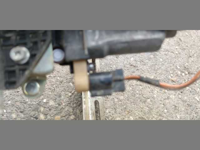 bontott HYUNDAI i10 Bal első Ablakemelő Szerkezet (Elektromos)