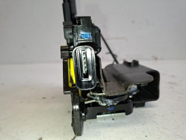 bontott HYUNDAI i10 Bal első Ajtózár