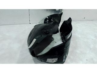 bontott HYUNDAI i10 Bal első Dobbetét (Kerékjárati, Műanyag)